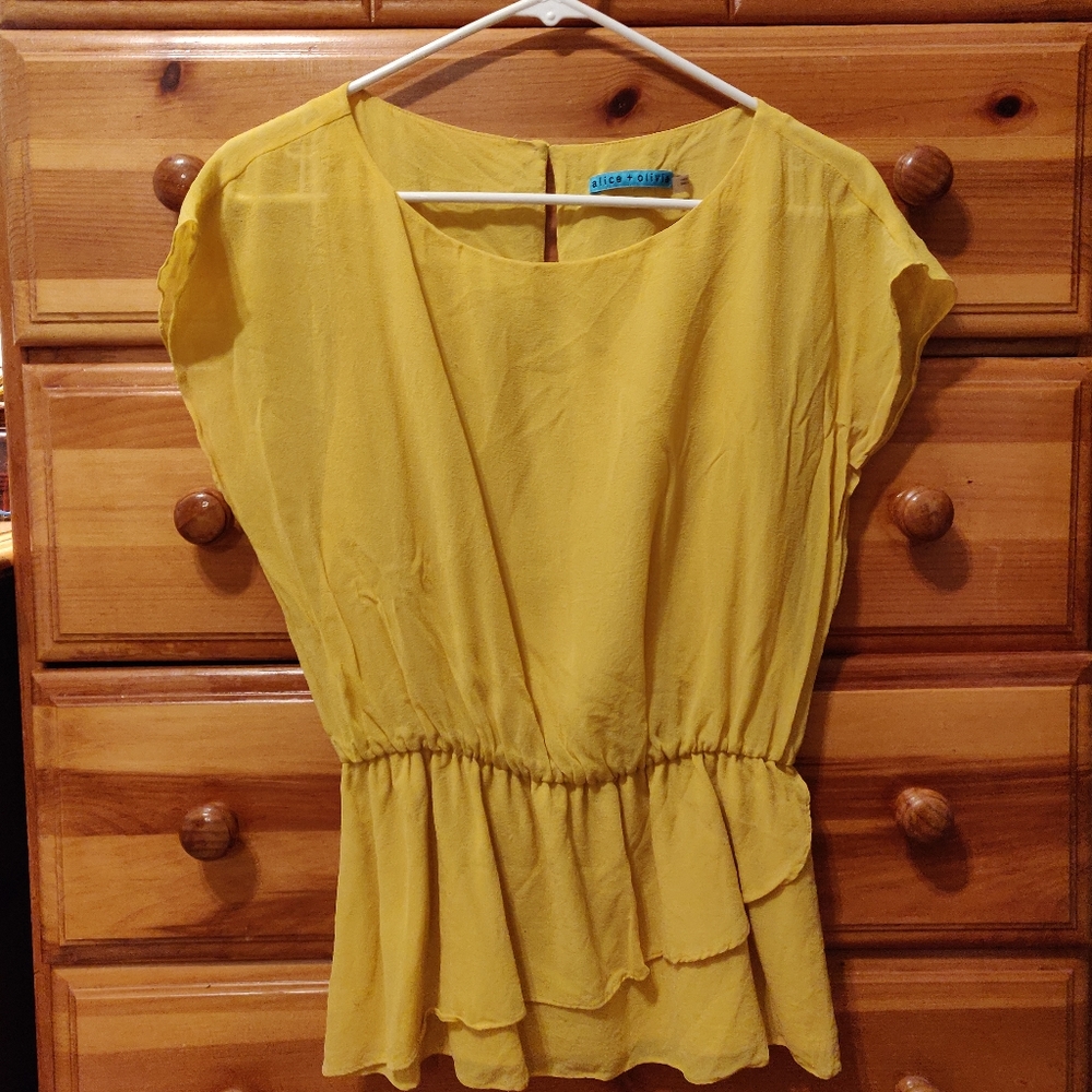 Alice + Olivia yellow tiered ruffle blouse